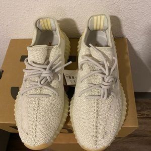 Yeezy boost 350 V2